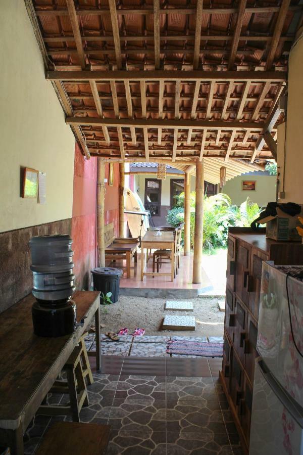 Apartmán Harrys Oceanhouse 2 Pacitan Exteriér fotografie