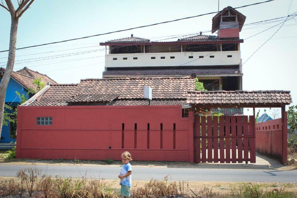Apartmán Harrys Oceanhouse 2 Pacitan Exteriér fotografie